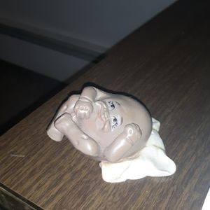 Allyson Nagel egg figurine